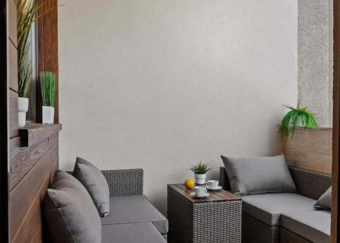 One Bedroom The Paradise Of Lights Apartman